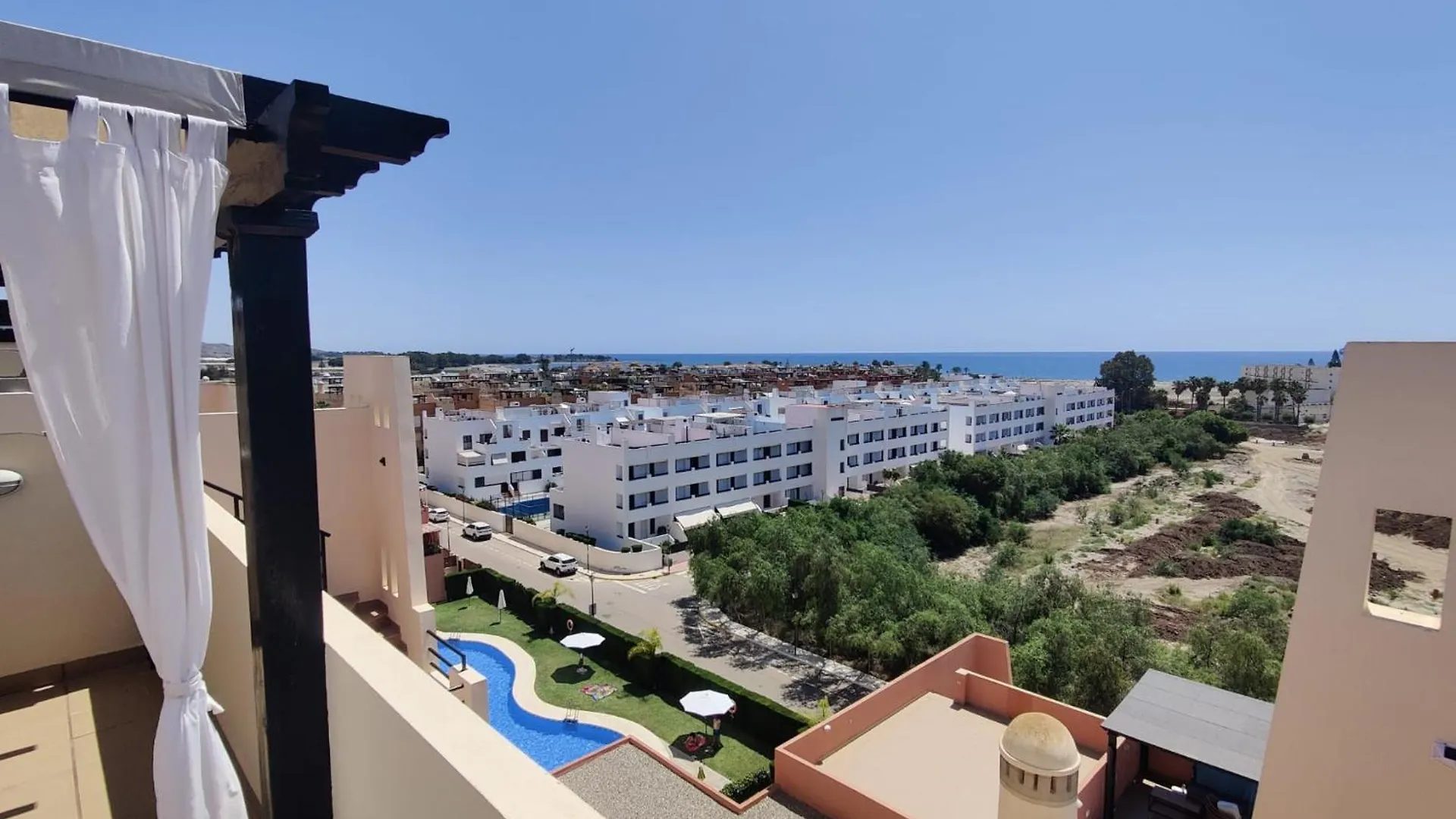 Atico Duplex Con Piscina Daire L'Île-Rousse